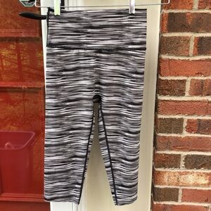 Aerie cropped leggings M